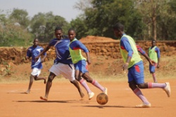 Malawi:  une cole de football donne de lespoir